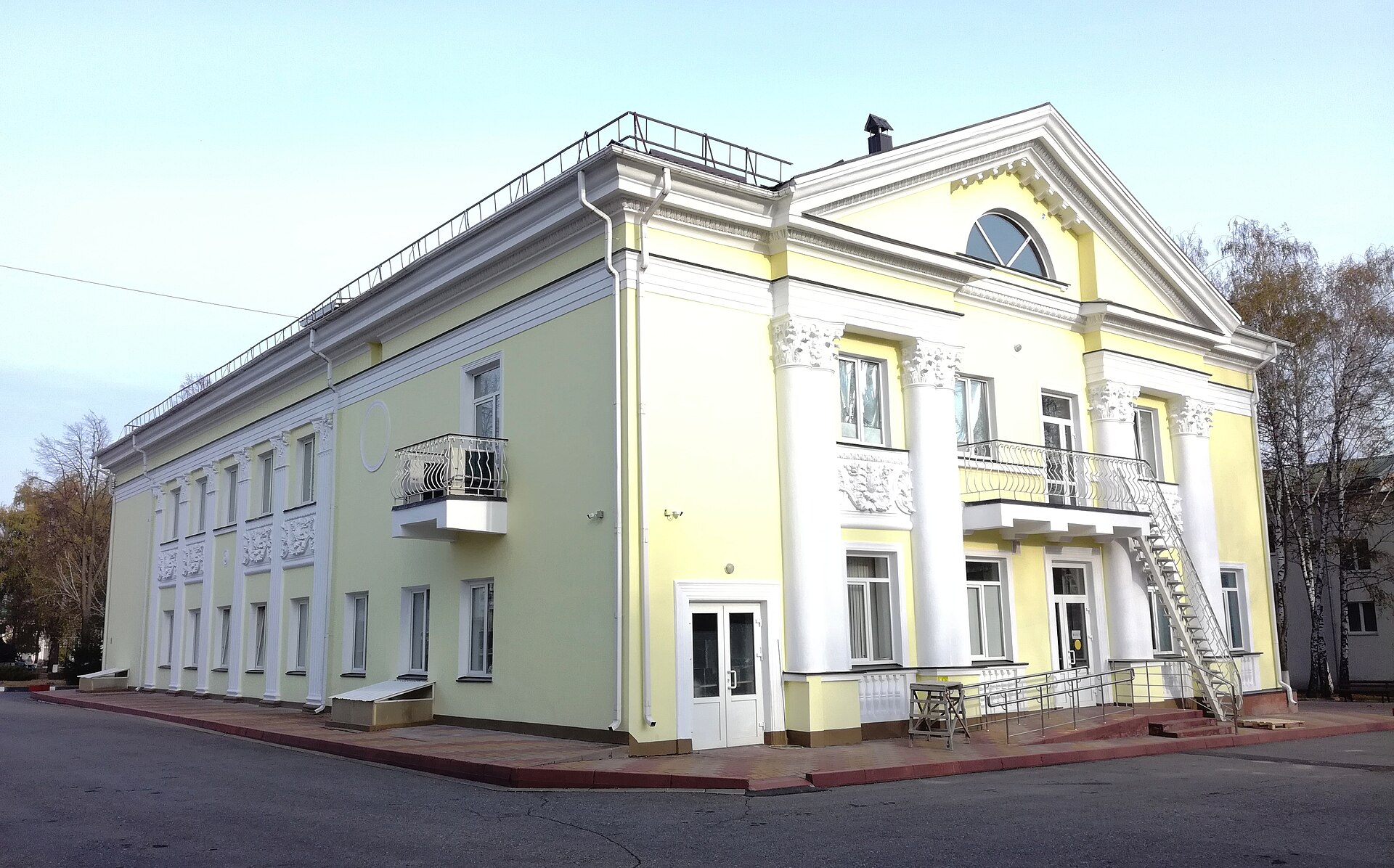 Губкин